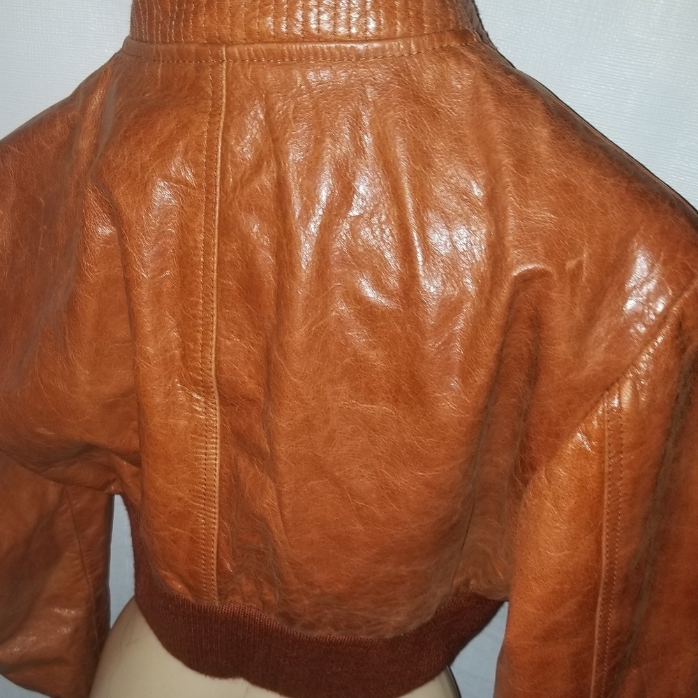 Leather jacket - Picture 2 of 3